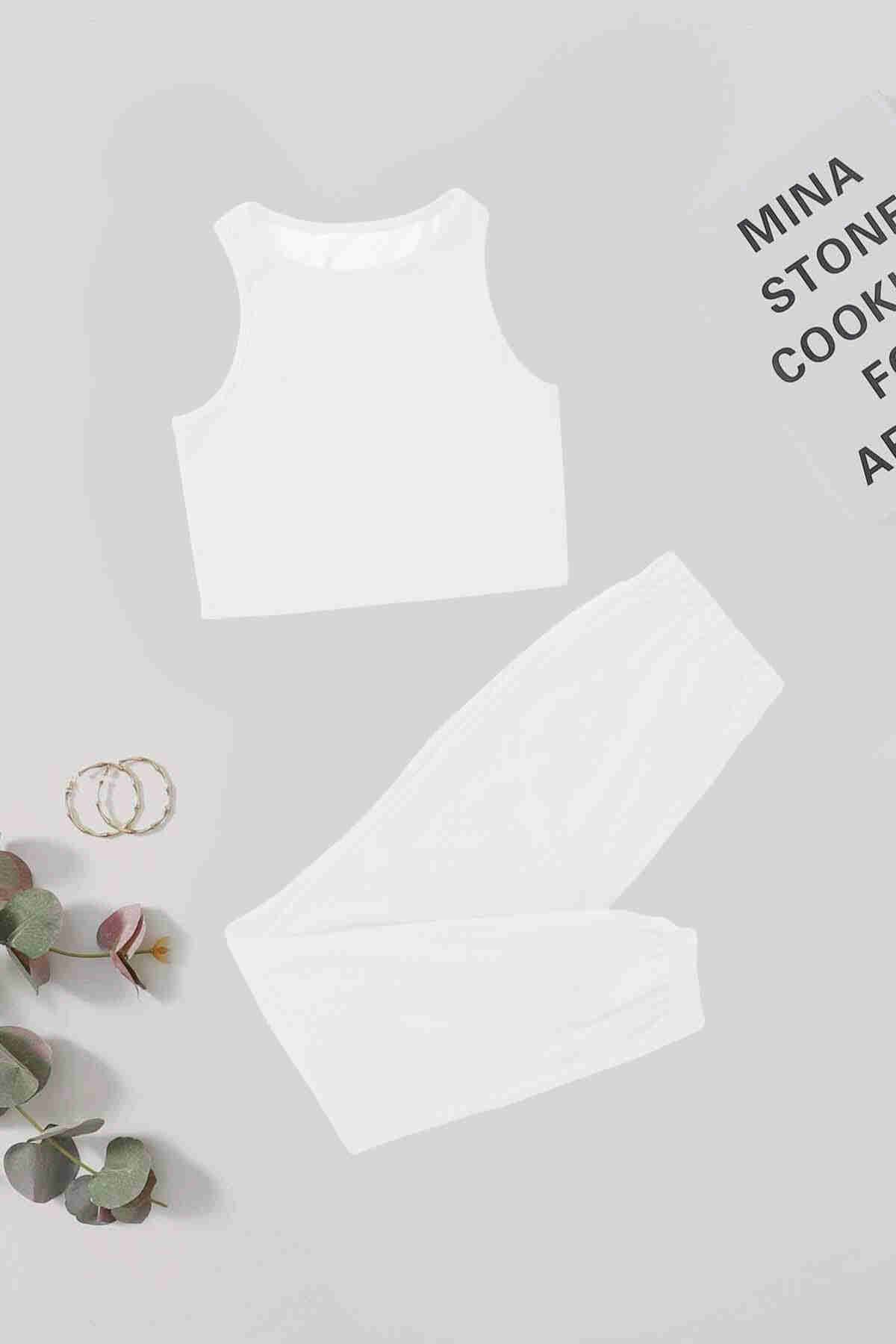 Kolsuz Cepsiz Polarlı Alt Üst Pijama Takımı Beyaz